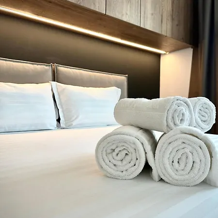 4friendscoresibrasov M&l Apartment