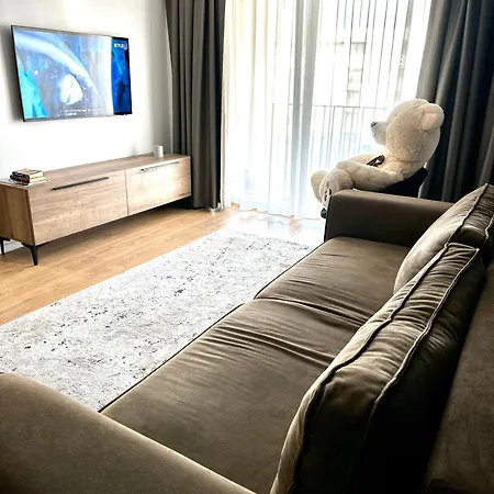 4friendscoresibrasov M&l Apartment *